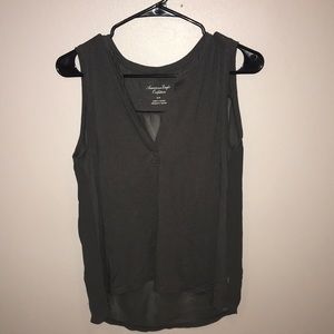 AEO knotch front top with mesh back size small